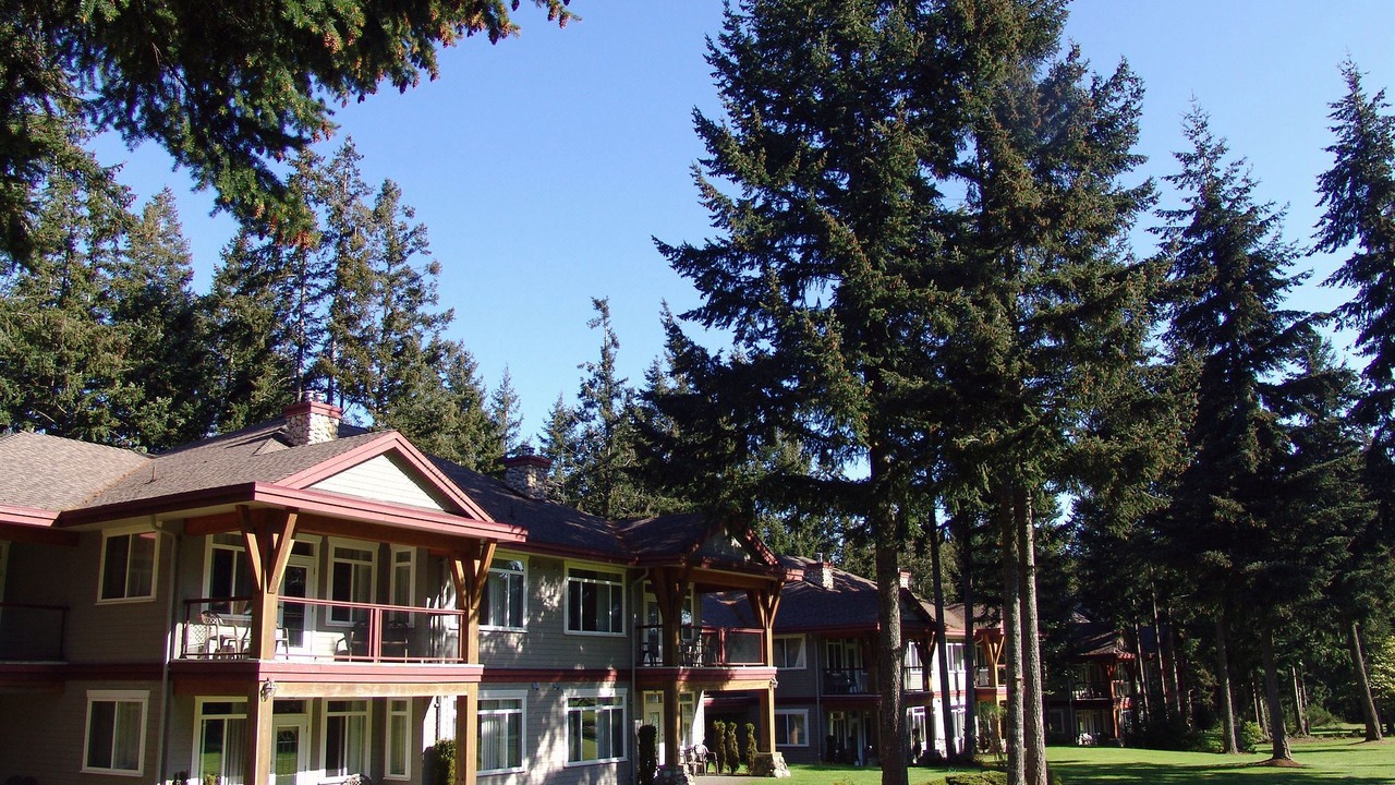 Photo of Buildings in Courtenay