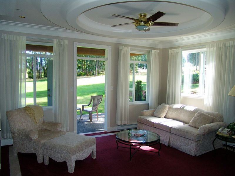 Photo of Livingroom in Courtenay