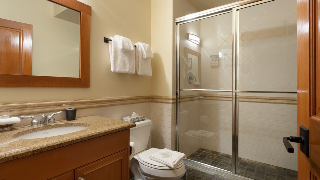 Photo of Bathroom in Nordic Estates