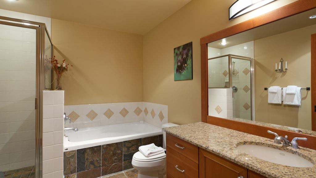 Photo of Bathroom in Nordic Estates