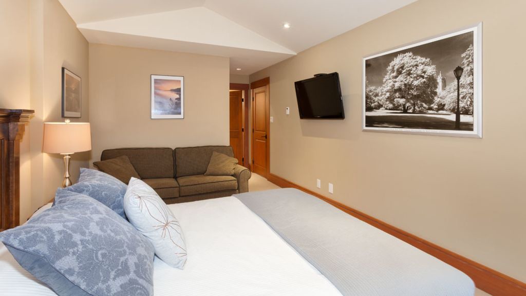 Photo of Bedroom in Nordic Estates