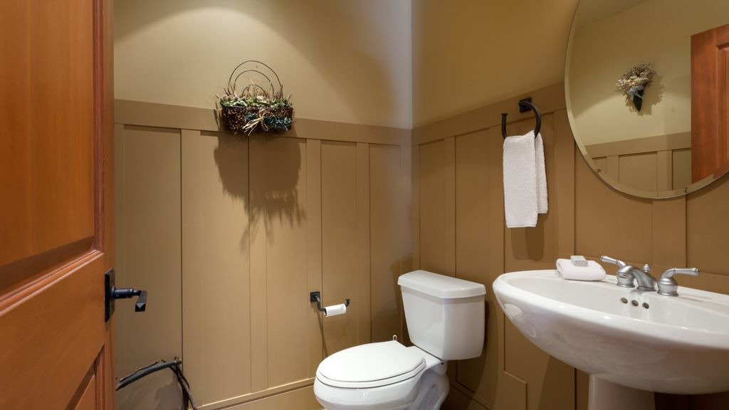 Photo of Bathroom in Nordic Estates