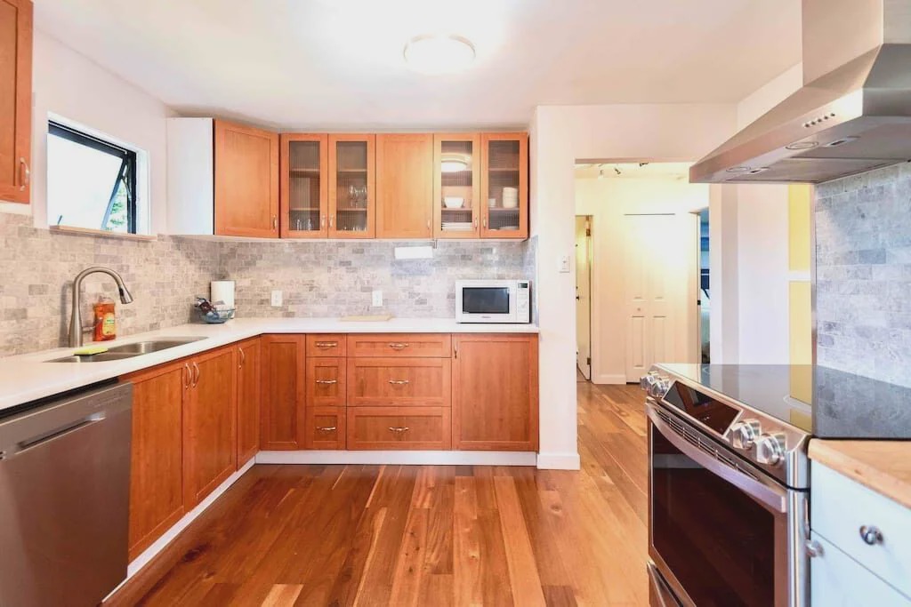 Photo of Kitchen in Saanich East