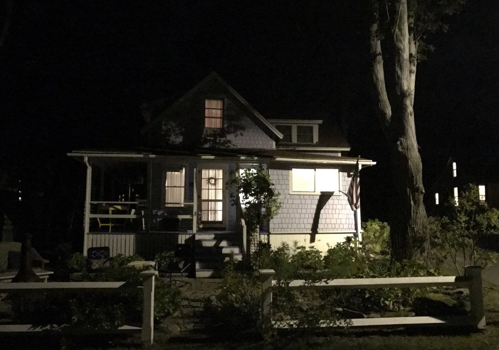 Photo of Buildings in Peaks Island