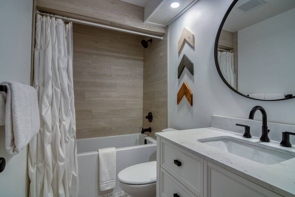 Photo of Bathroom in Invermere