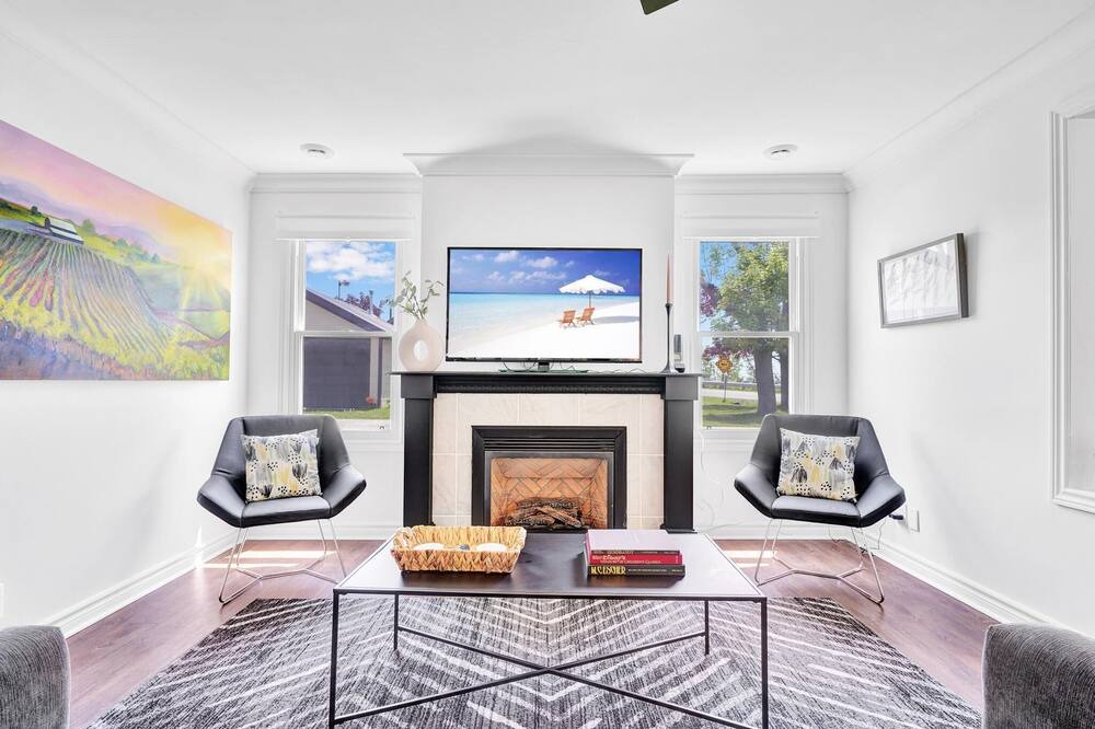 Photo of Livingroom in Selkirk