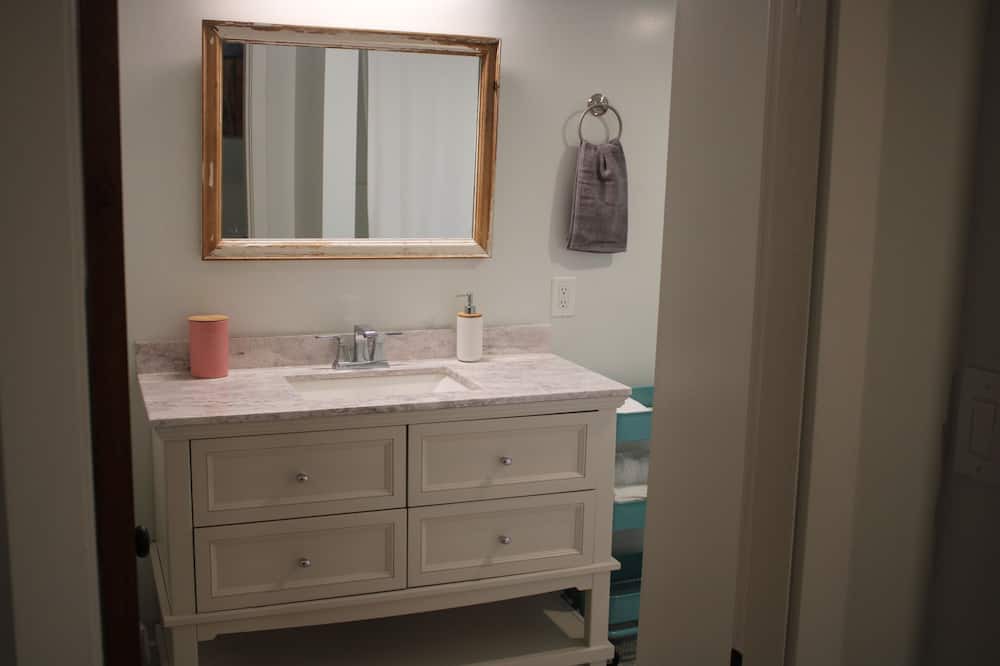 Photo of Bathroom in Saanich West
