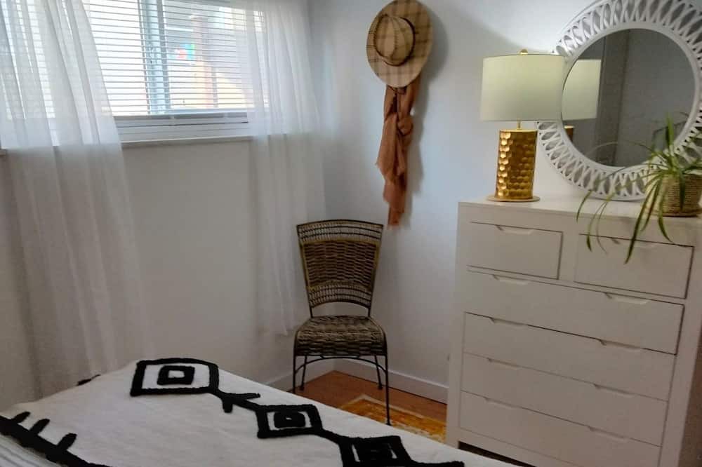 Photo of Bedroom in Saanich West