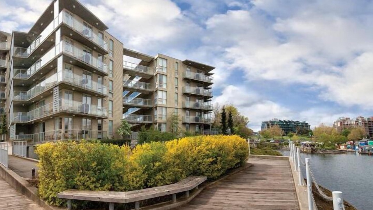Photo of Outdoor in James Bay