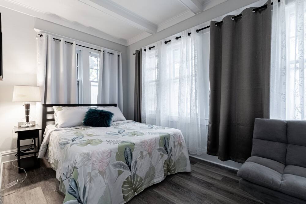 Photo of Bedroom in Hamilton