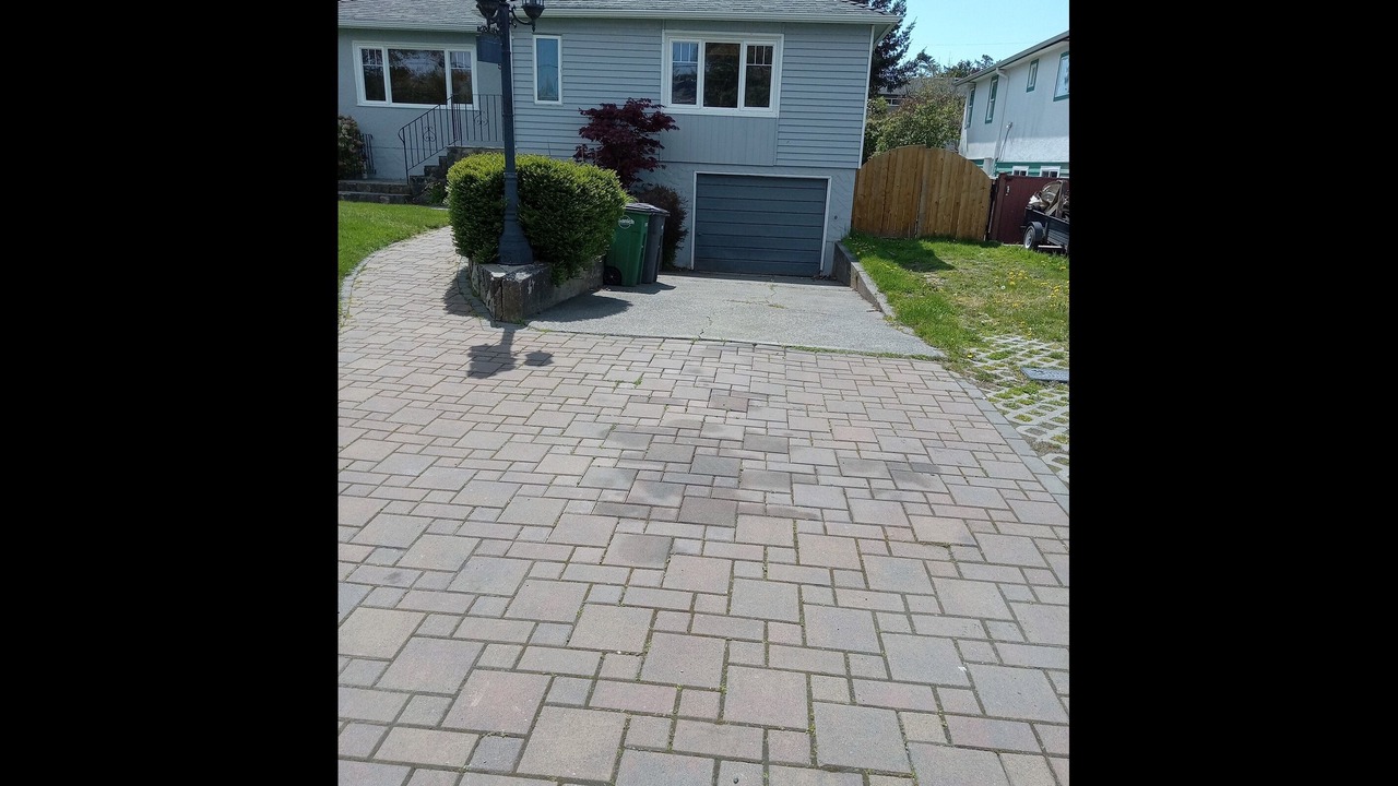 Photo of Patio Balcony in Saanich West