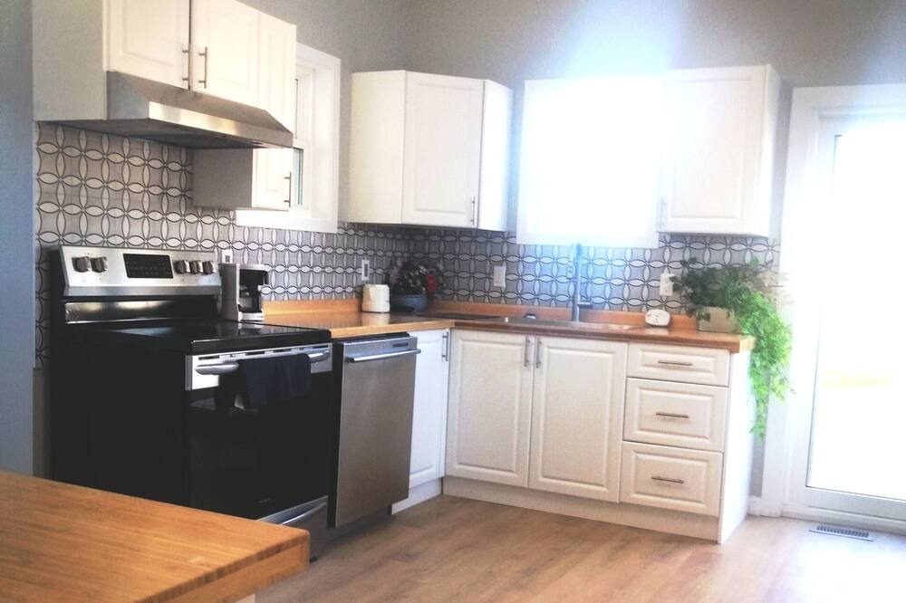 Photo of Kitchen in Fort Erie