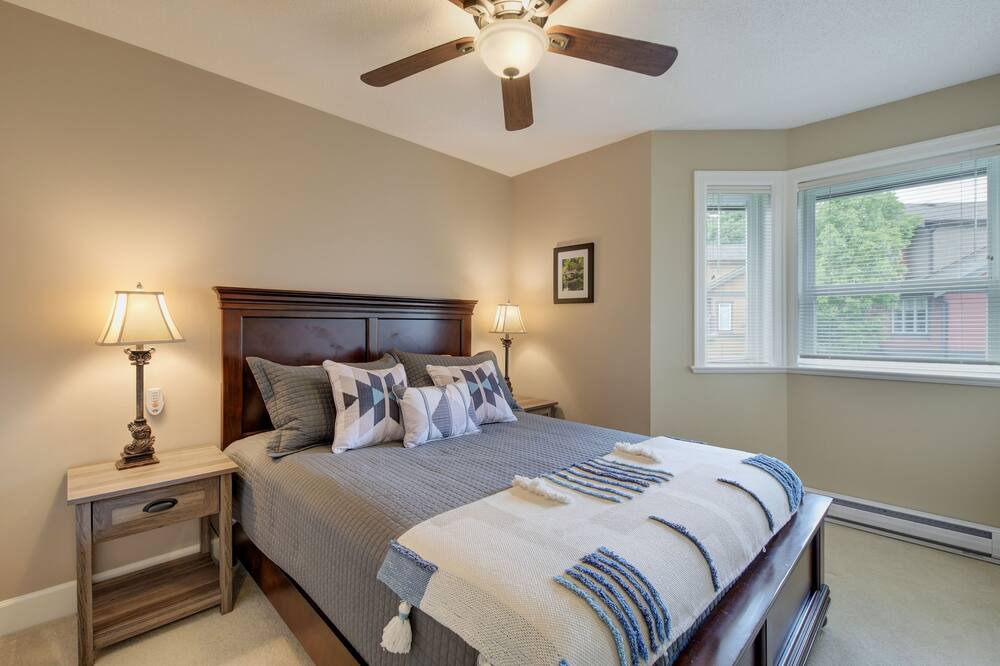 Photo of Bedroom in Royal Bay