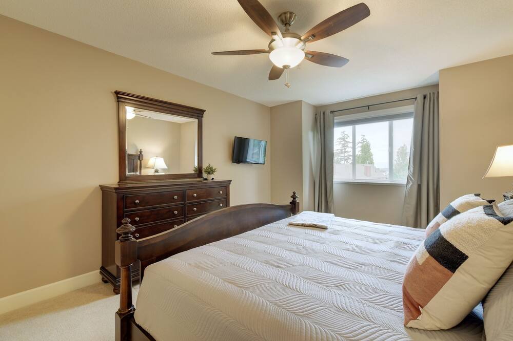 Photo of Bedroom in Royal Bay