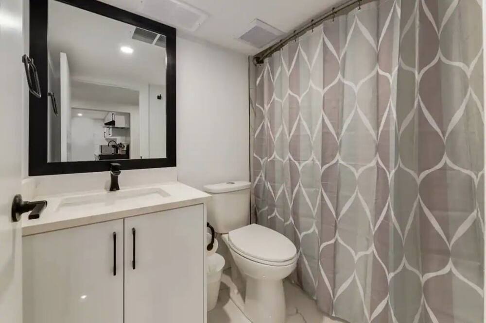 Photo of Bathroom in Killarney