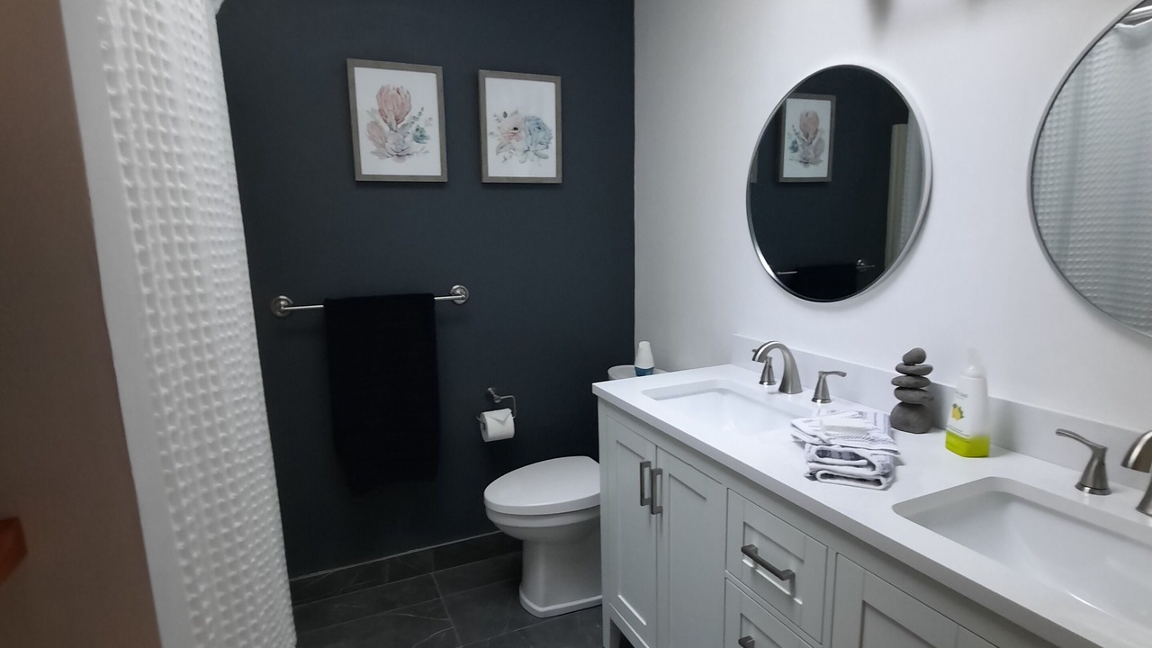 Photo of Bathroom in Regional District of Nanaimo