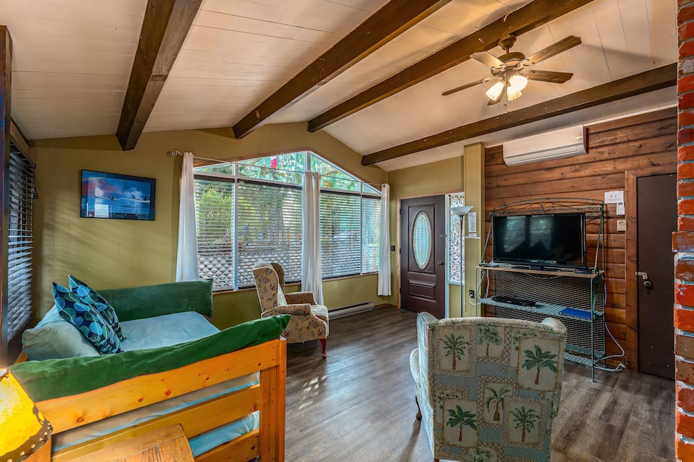 Photo of Livingroom in Regional District of Nanaimo