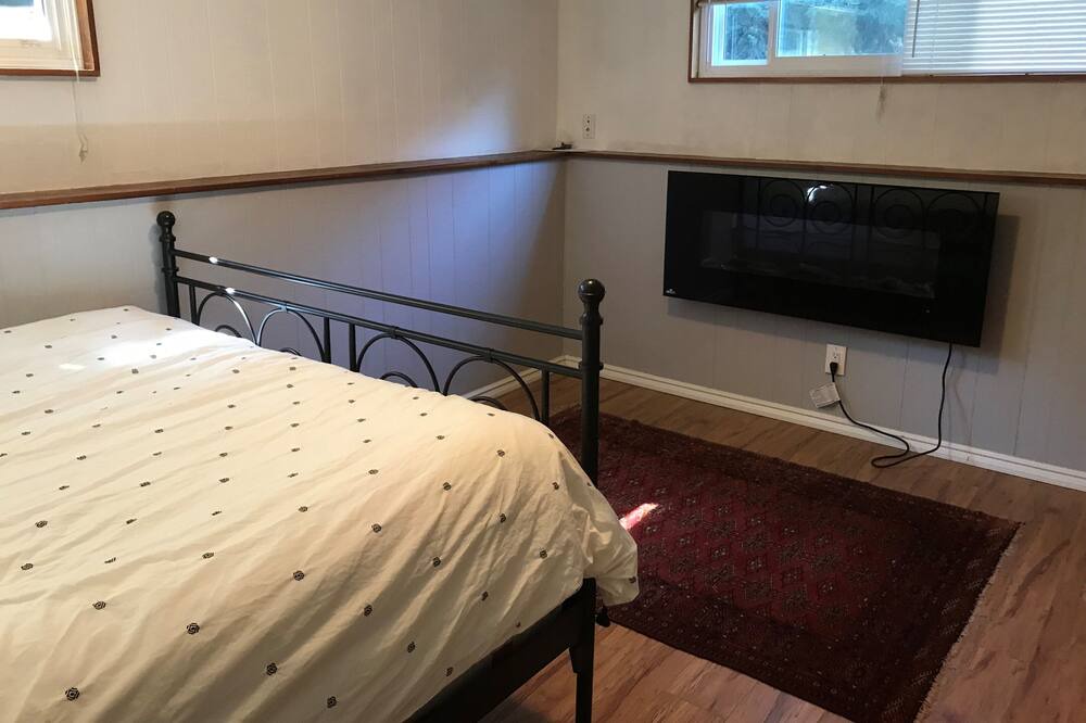 Photo of Bedroom in Comox