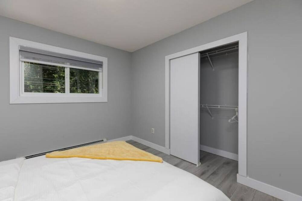 Photo of Bedroom in Delta