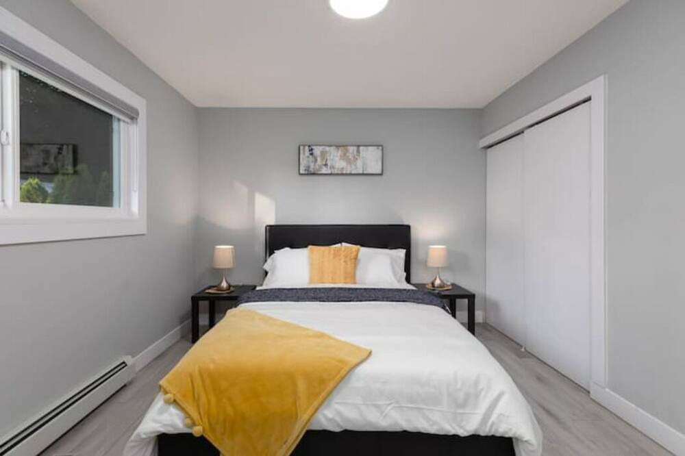 Photo of Bedroom in Delta