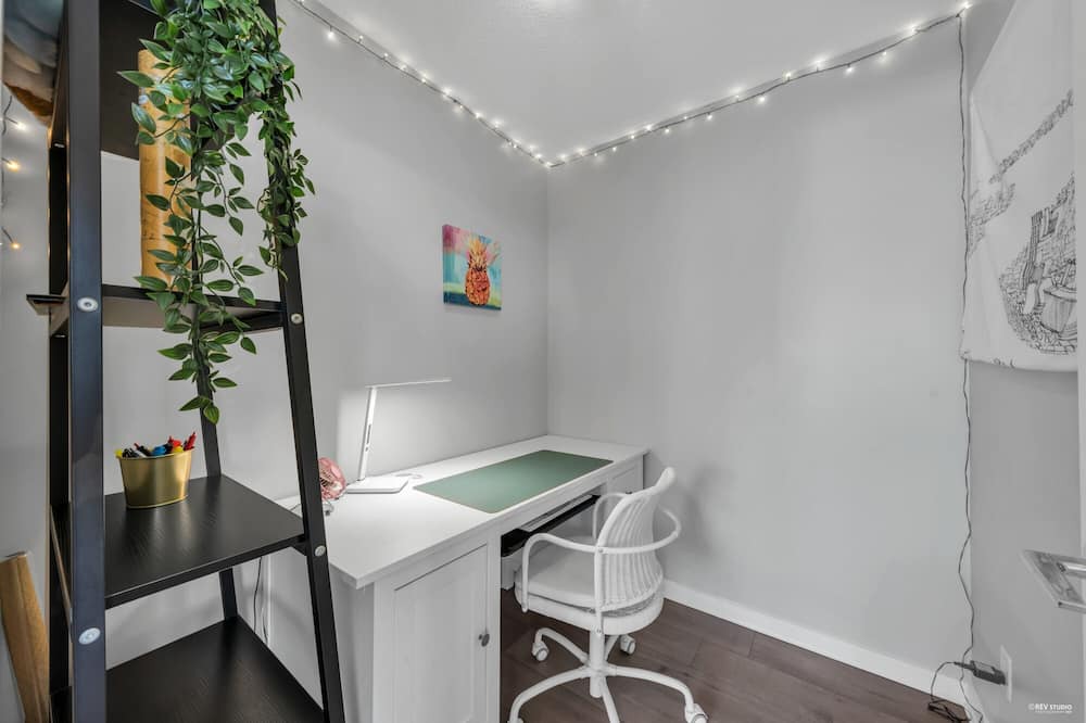 Photo of Bedroom in Crosstown