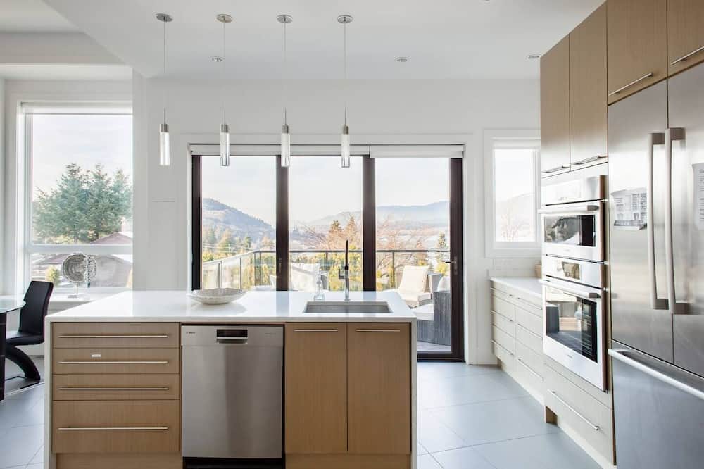 Photo of Kitchen in Burnaby