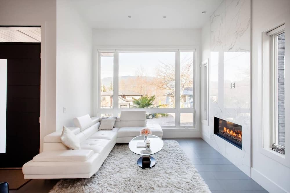 Photo of Livingroom in Burnaby