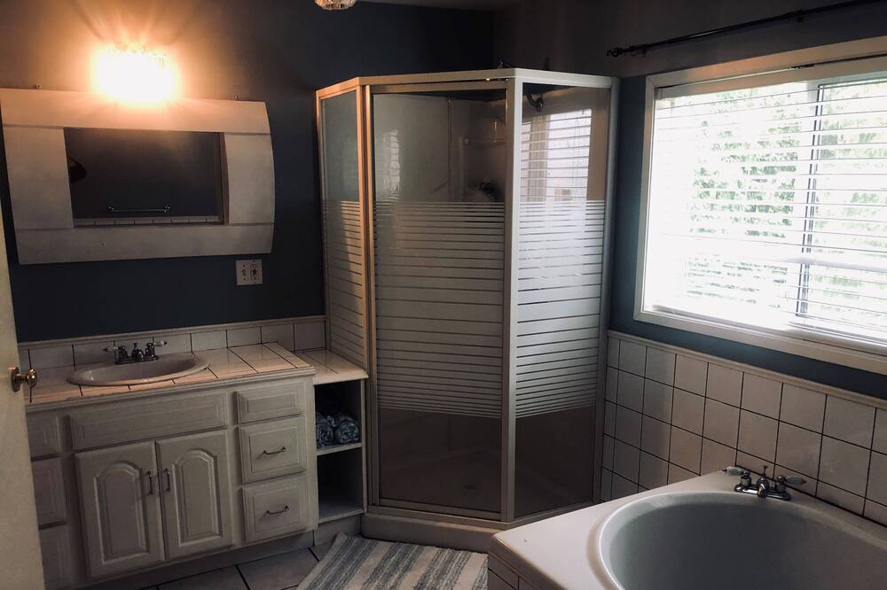 Photo of Bathroom in Regional District of Nanaimo