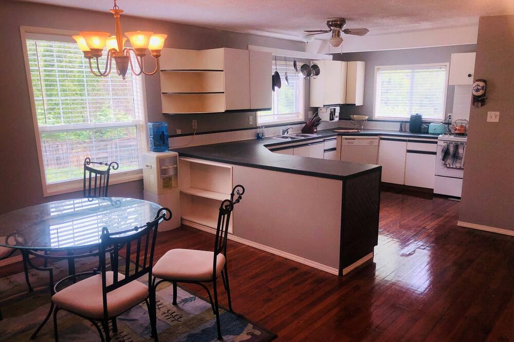 Photo of Kitchen in Regional District of Nanaimo