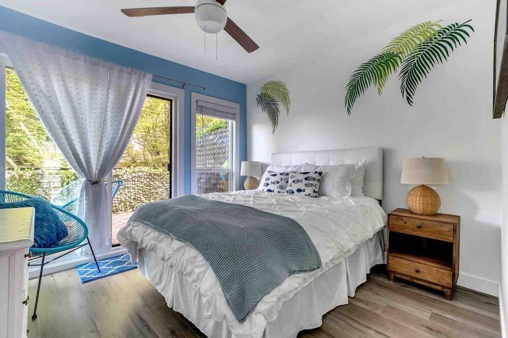 Photo of Bedroom in Kitsilano