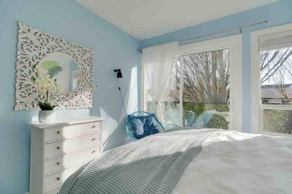 Photo of Bedroom in Kitsilano