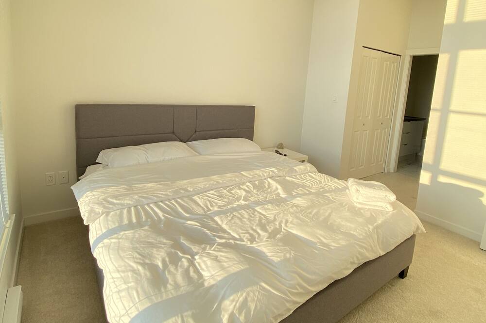 Photo of Bedroom in Rosemary Heights Central
