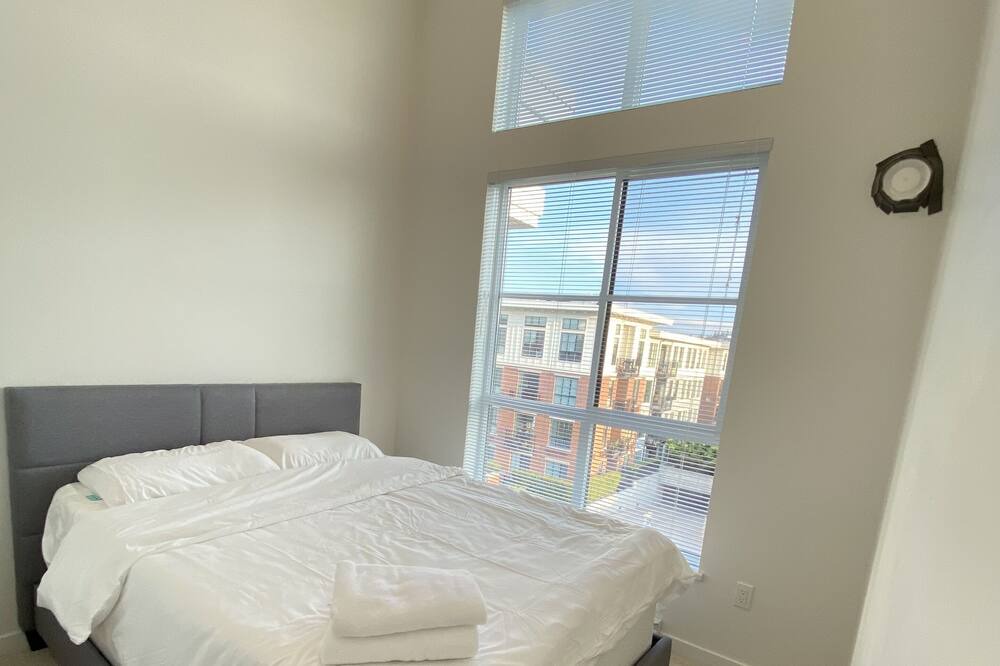 Photo of Bedroom in Rosemary Heights Central