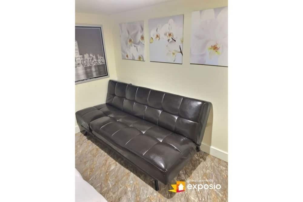 Photo of Livingroom in Pitt Meadows
