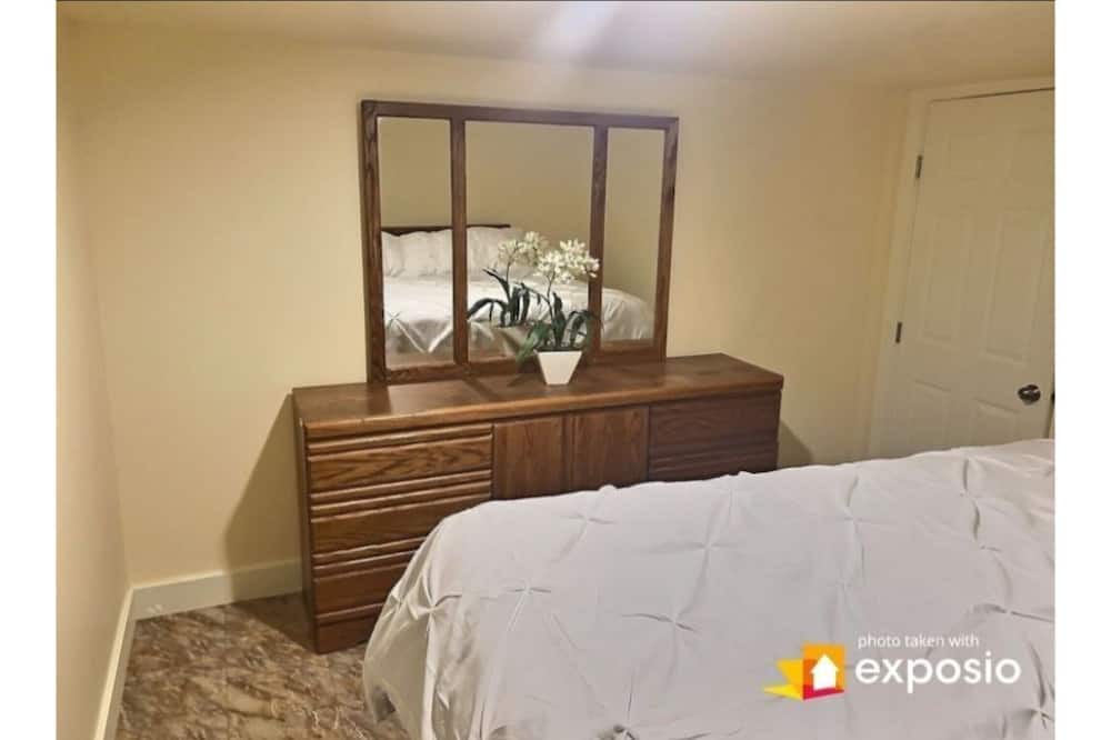 Photo of Bedroom in Pitt Meadows