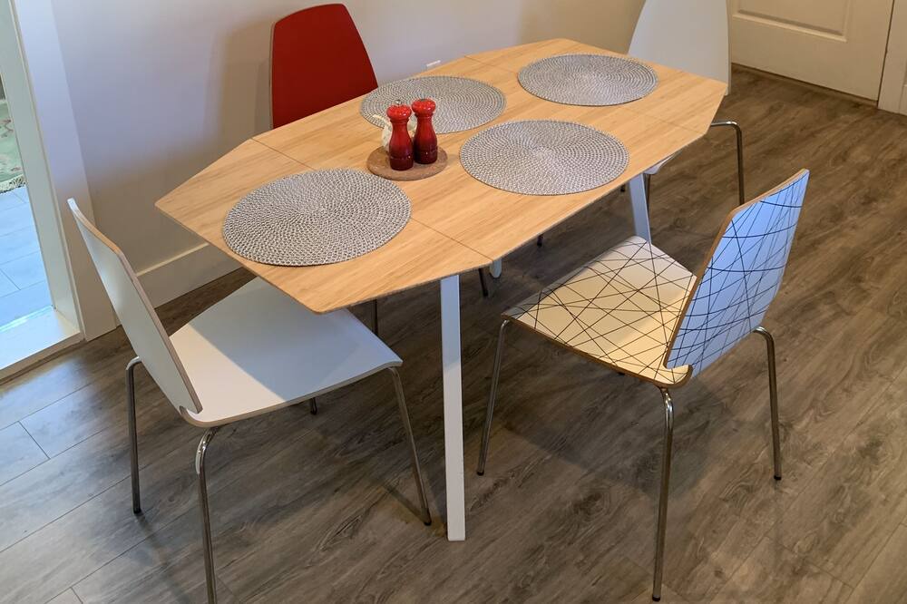 Photo of Kitchen in Riley Park