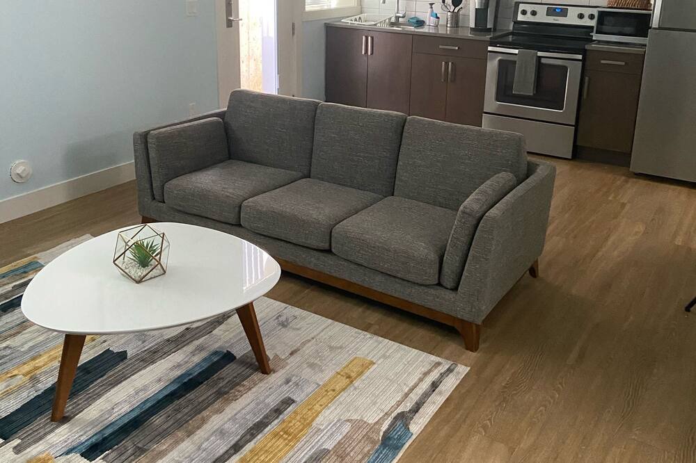 Photo of Livingroom in Surrey
