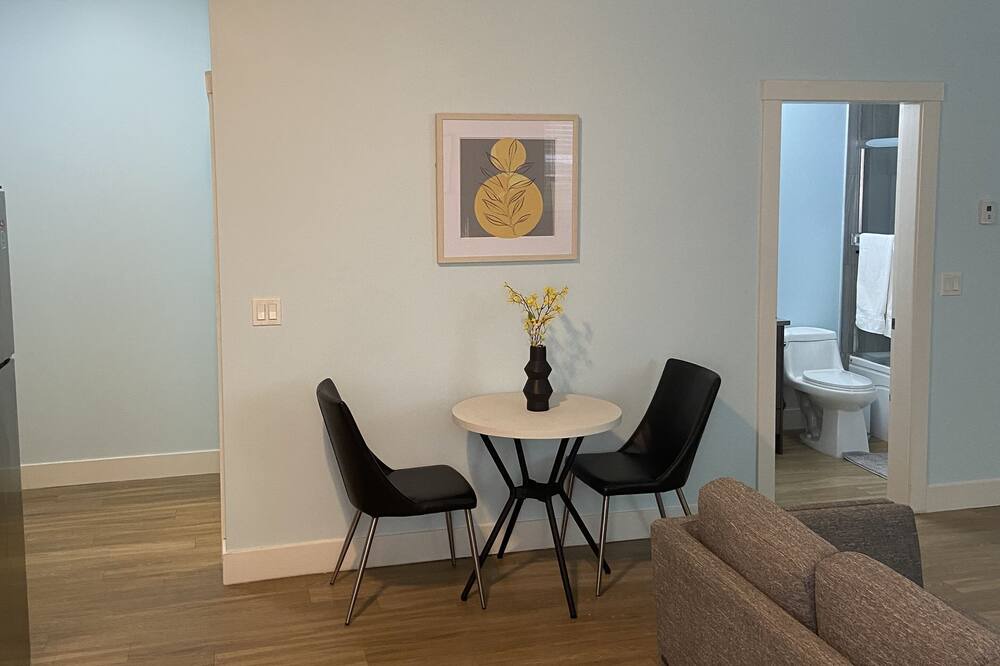Photo of Livingroom in Surrey
