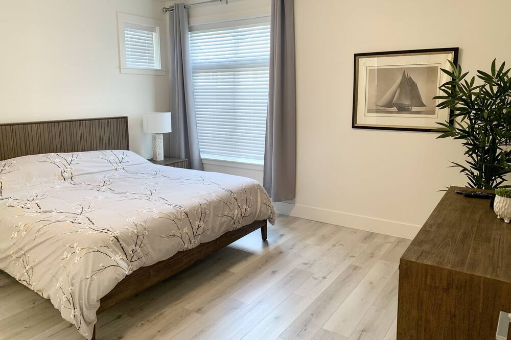 Photo of Bedroom in Osoyoos