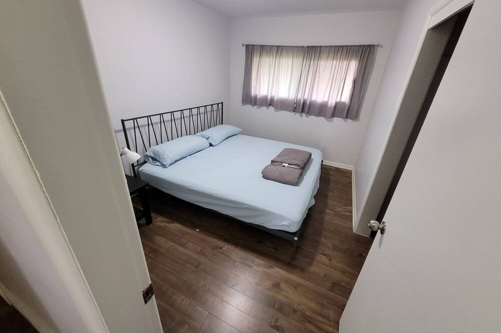 Photo of Bedroom in Highland Park