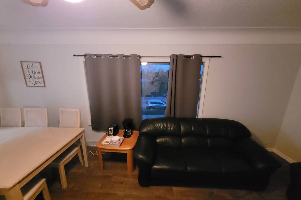 Photo of Livingroom in Highland Park