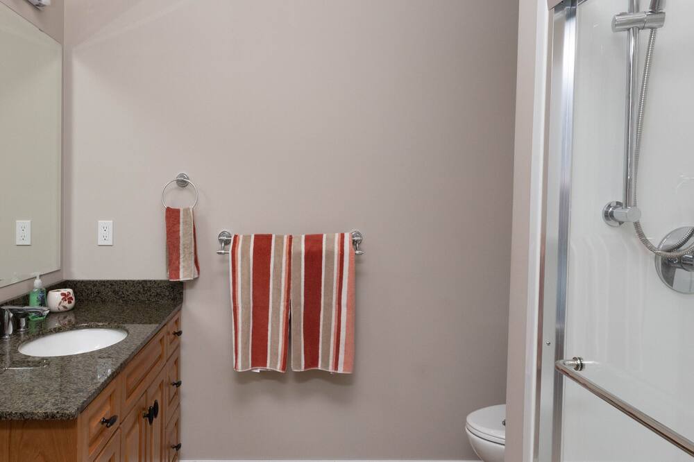Photo of Bathroom in Black Creek