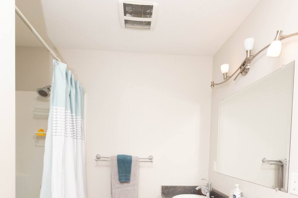 Photo of Bathroom in Black Creek
