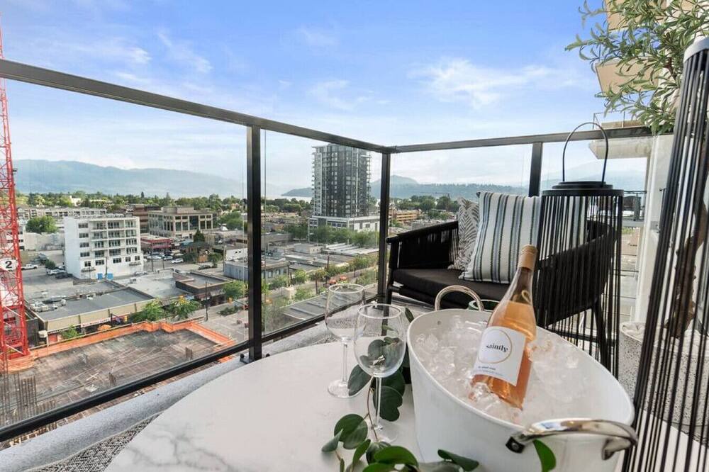 Photo of Patio Balcony in Cultural District