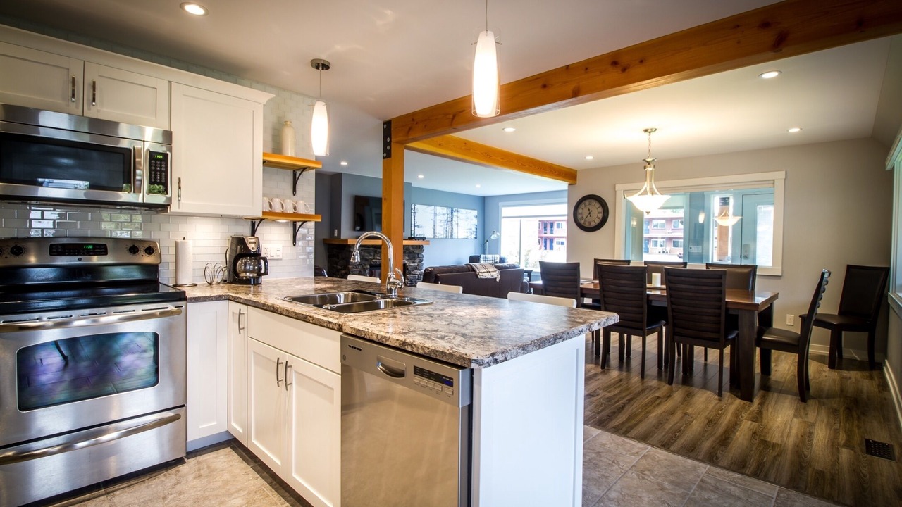 Photo of Kitchen in Revelstoke