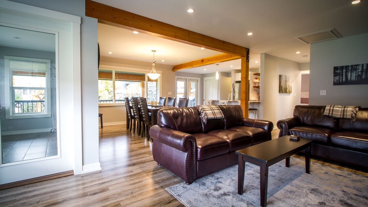 Photo of Livingroom in Revelstoke