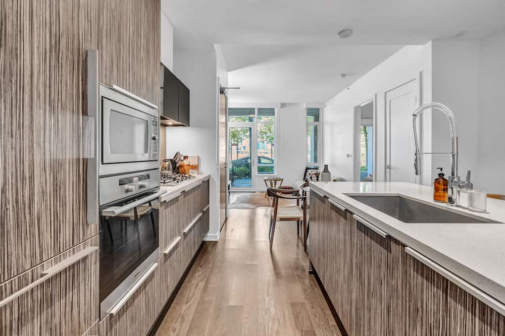 Photo of Kitchen in Southeast False Creek