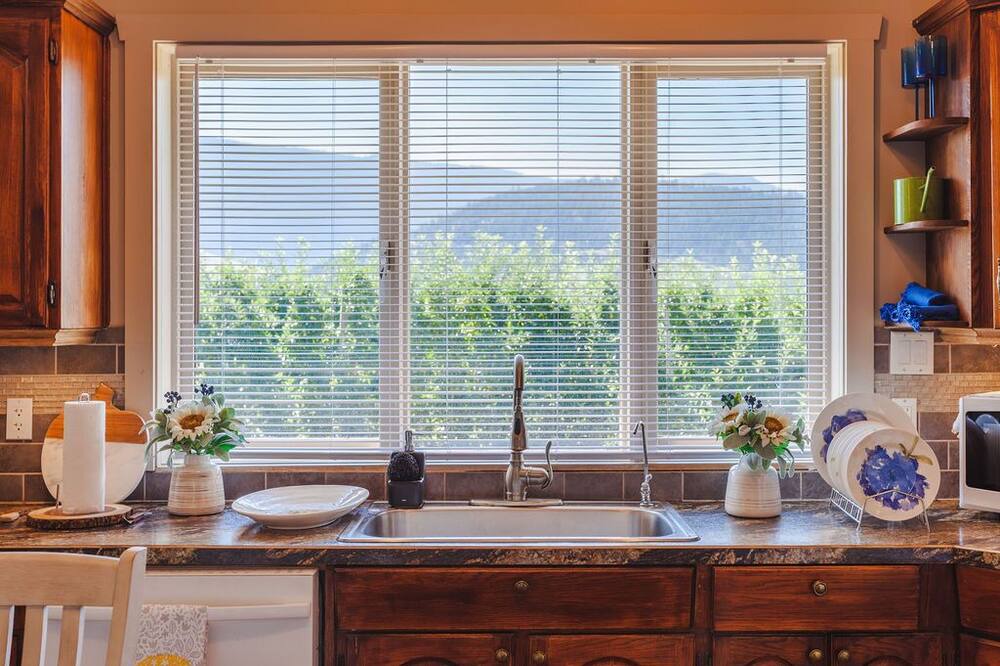 Photo of Kitchen in Coldstream