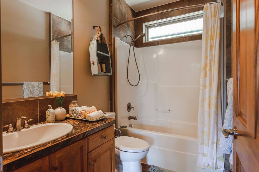 Photo of Bathroom in Coldstream