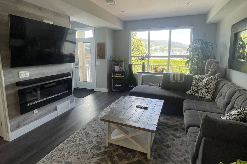 Photo of Livingroom in Central Okanagan